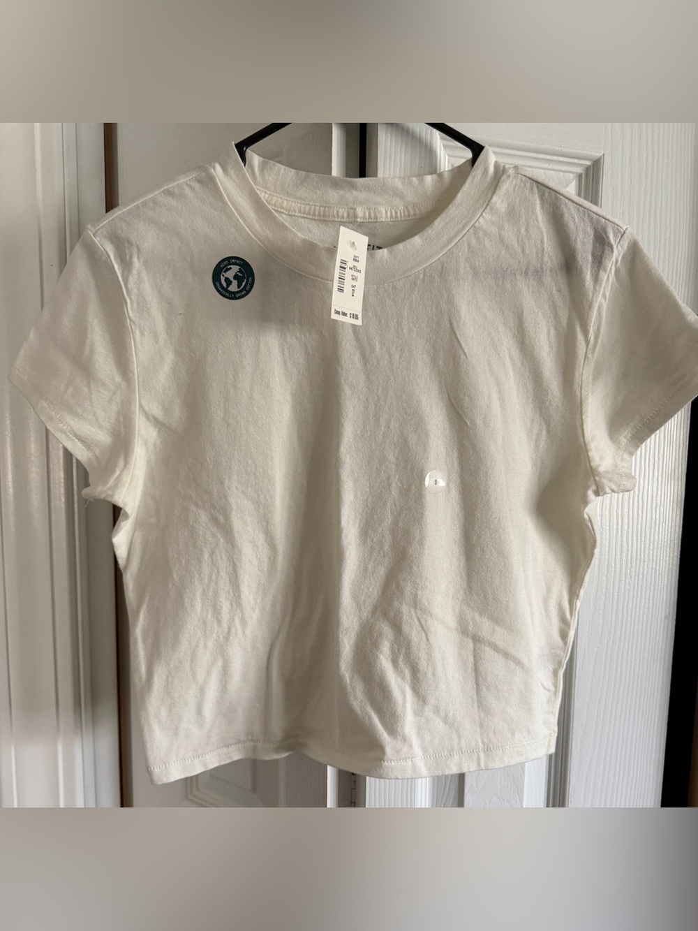 Aeropostale ‘Vintage Fit Tee’ Short Sleeve Off-White Tee - Small